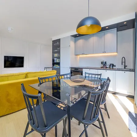 Blue Sky - Aquarius Residences Apartament